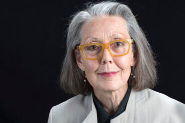 La escritora canadiense Anne Carson gana el Premio Nobel de Literatura 2026